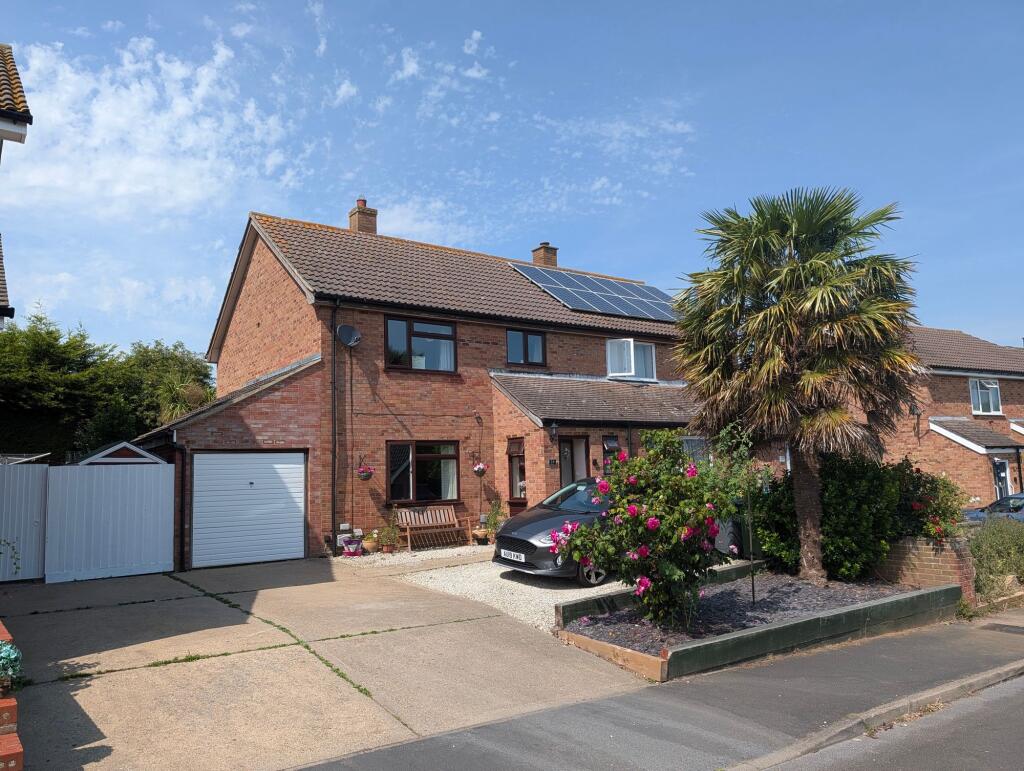 Main image of property: Mill Rise, Saxmundham, IP17