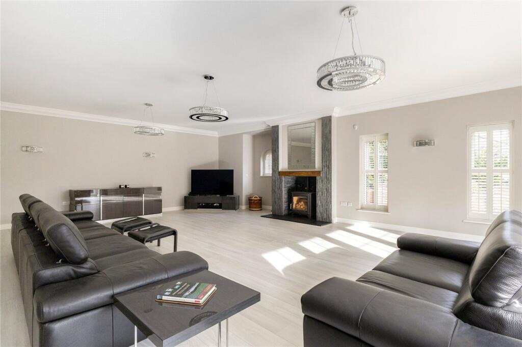 House in St Ives, St. Leonards and St. Ives - More