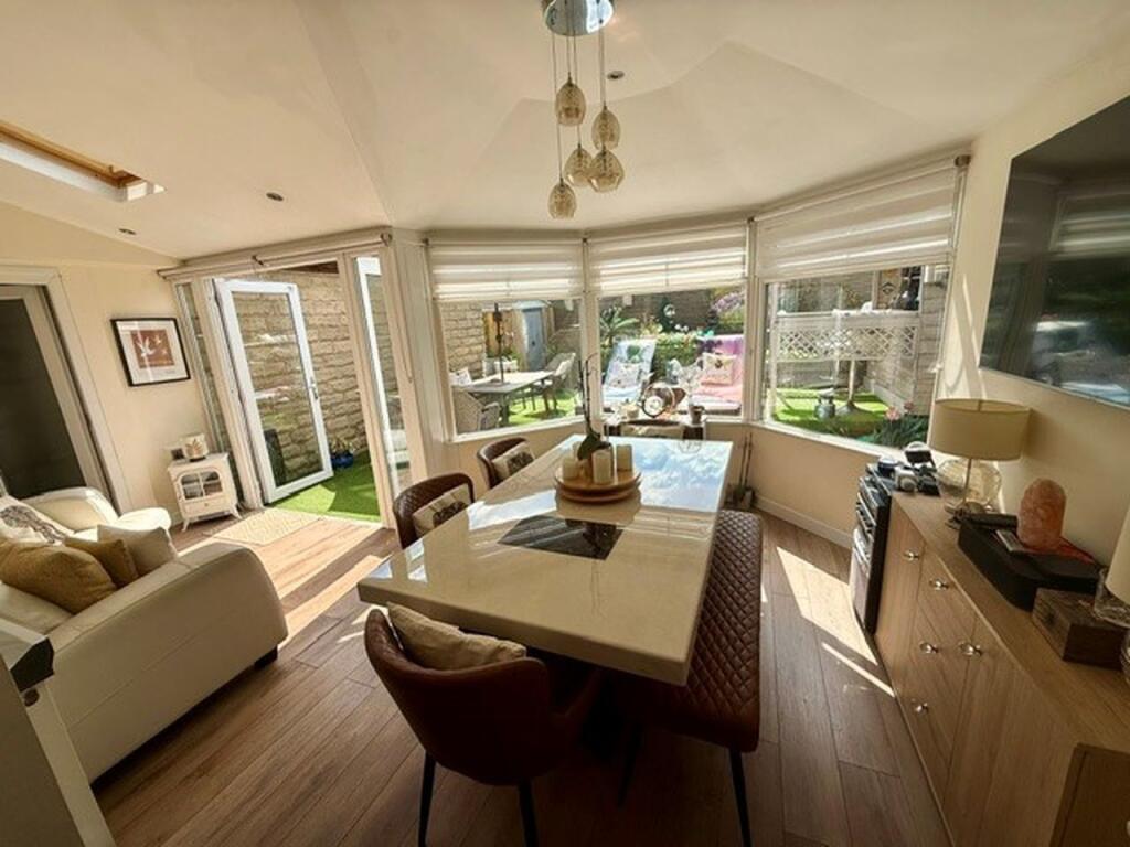 House in Halifax - View 5