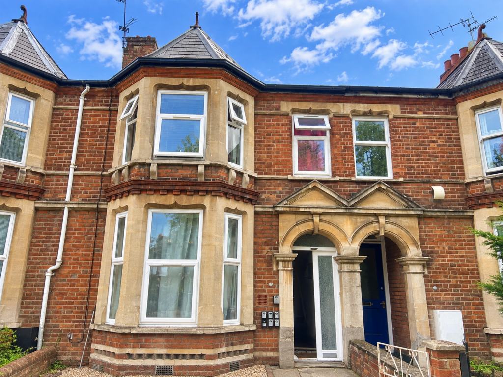 Main image of property: Abingdon Road