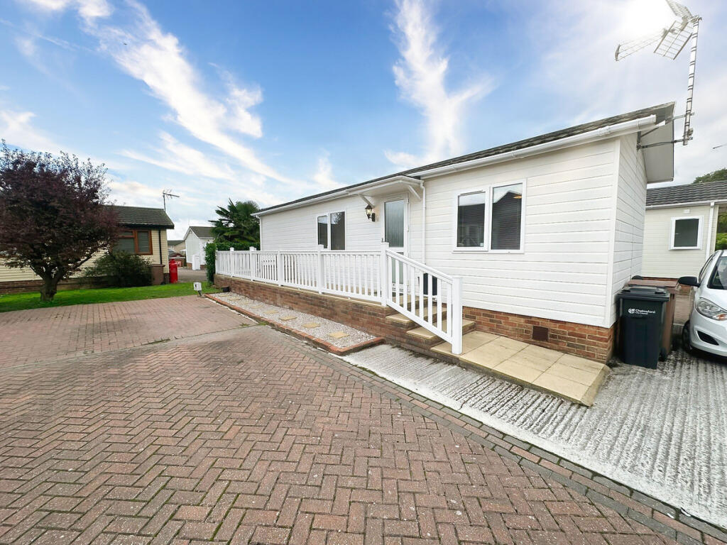 Main image of property: Chestnut Grove, Wickford, SS11