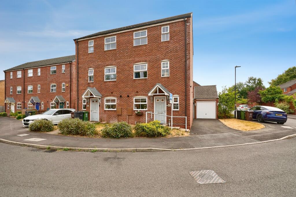 Main image of property: Pitchwood Close, Darlaston, Wednesbury