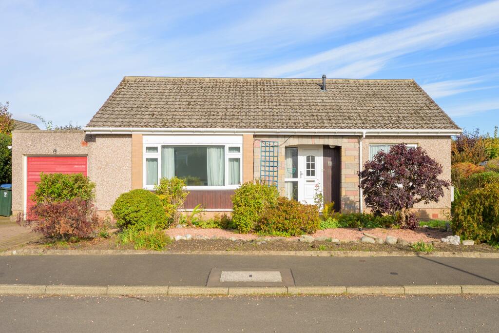 House in Perth - View 2