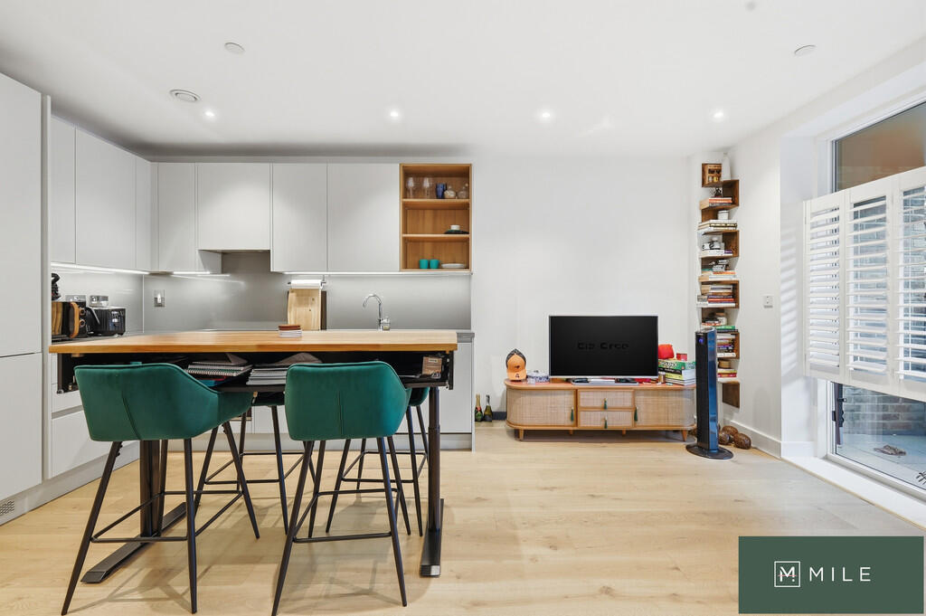 Main image of property: Third Avenue, London W10