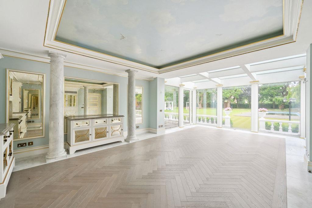 House in London - View 3