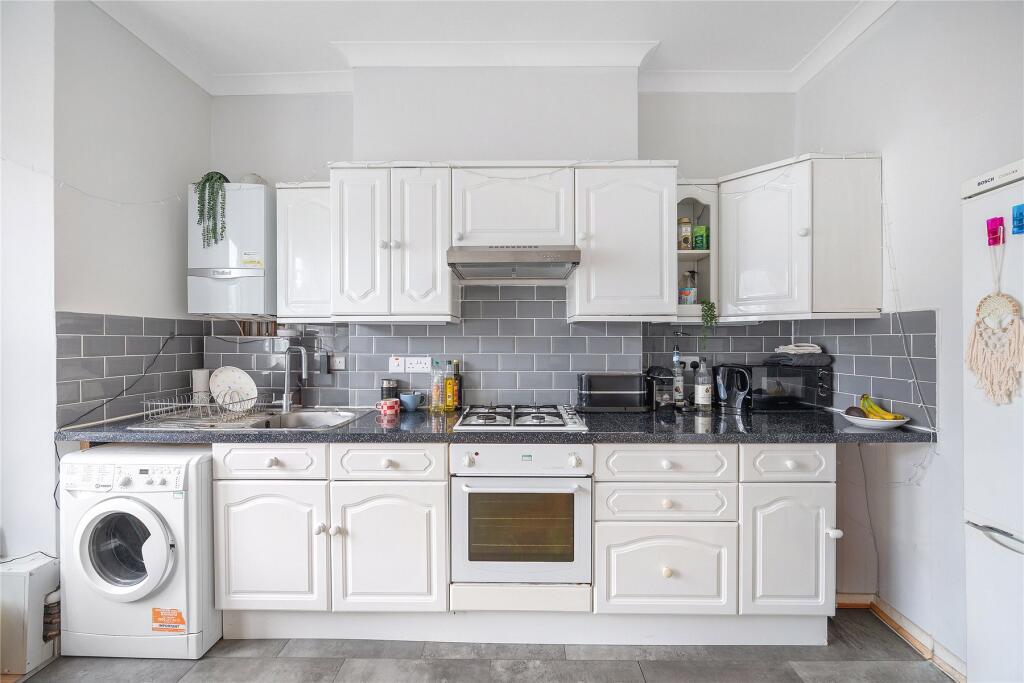 Apartment in London - View 4