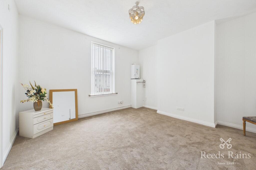 Apartment in Llandudno - More