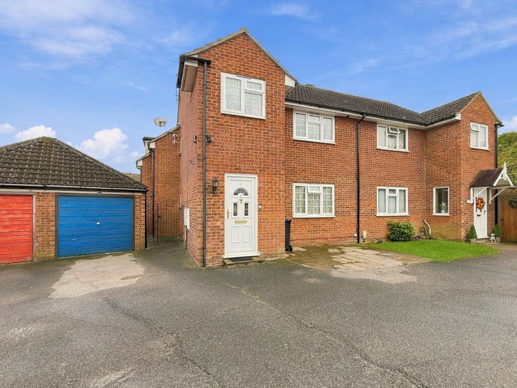 Main image of property: Flanders Close, Braintree, CM7