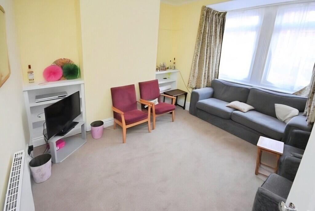 House in Exeter - View 3