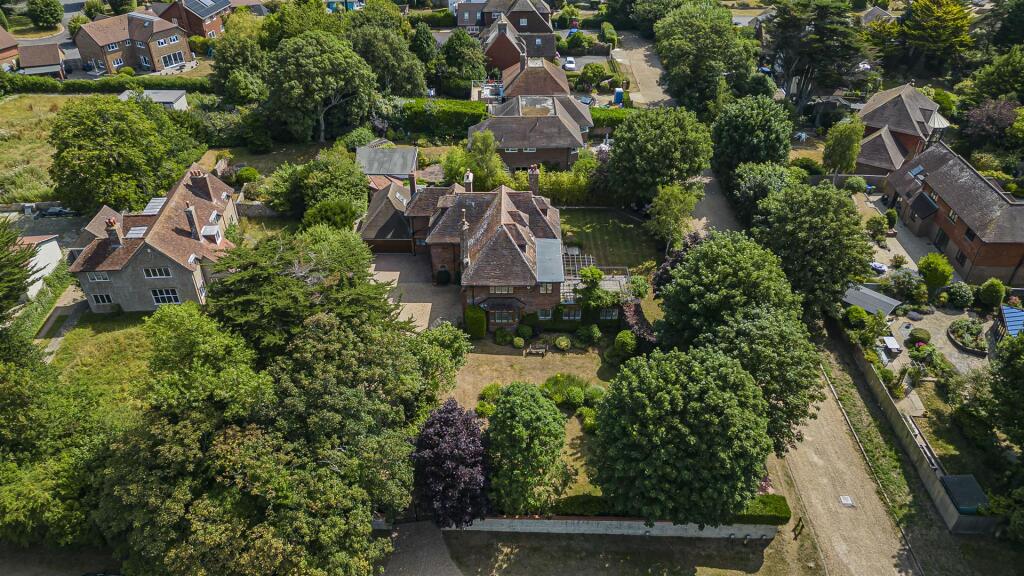 Firle Road, Seaford photo 2