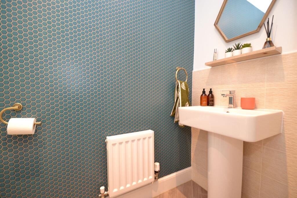 Additional image 4 of Mill Holme Fold, Apperley  Bridge,