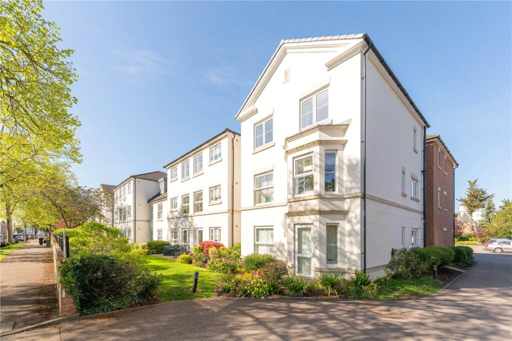 Main image of property: Arlington Avenue, Leamington Spa, Warwickshire, CV32