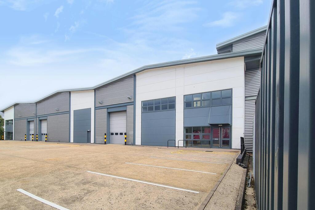 0-EXTERIOR-2.jpg