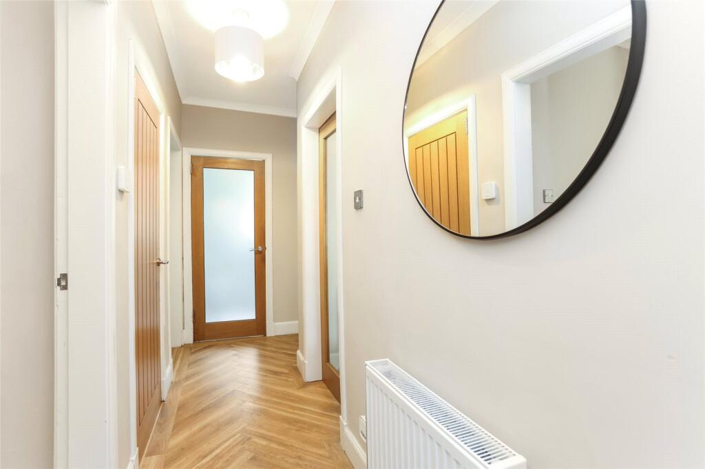 50, Letterickhills Crescent, Cambuslang, Glasgow, South Lanarkshire, G72 photo 2