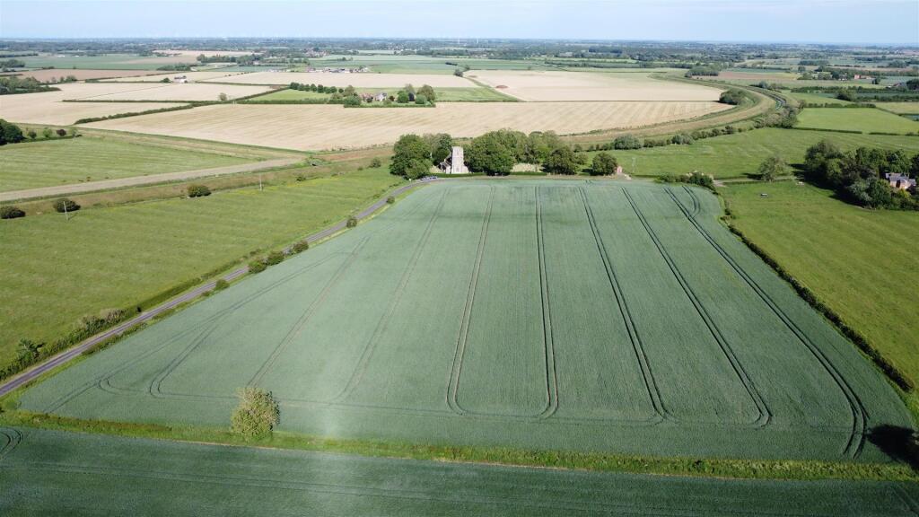 Main image of property: 182.01 Acres of Arable Land in 6 Lots - Little Steeping & Halton Fenside