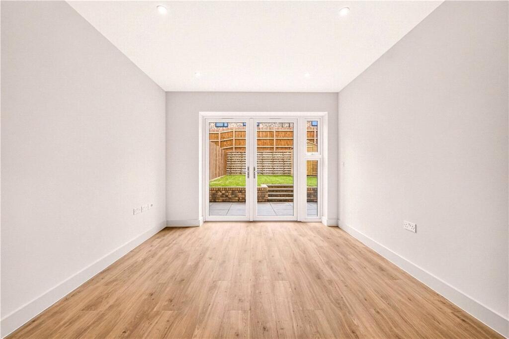 House in Dartford - View 4