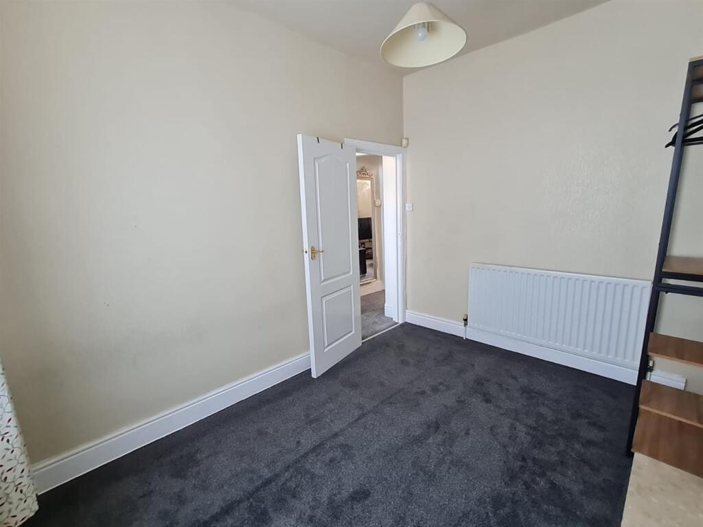 House in Burnley, Rose Grove - View 4