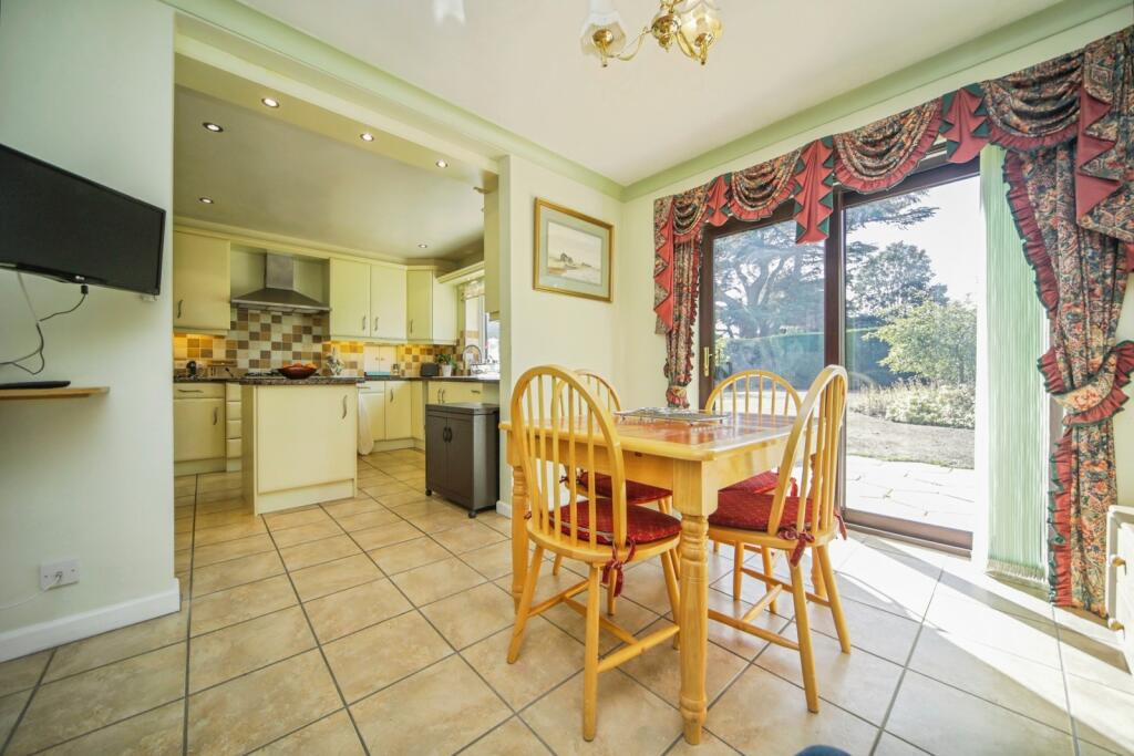 House in Ipswich - View 4