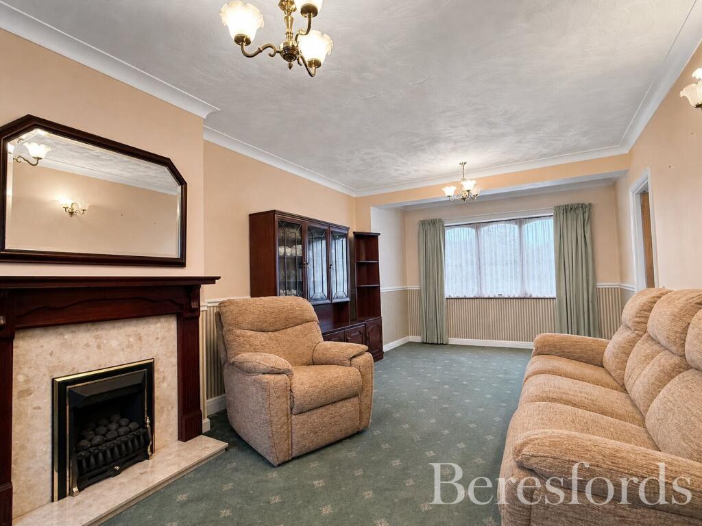 House in Hornchurch, Elm Park - View 3