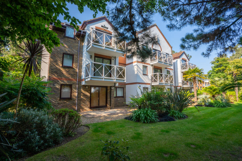 Main image of property: Salter Road, Sandbanks, Poole, Dorset, BH13
