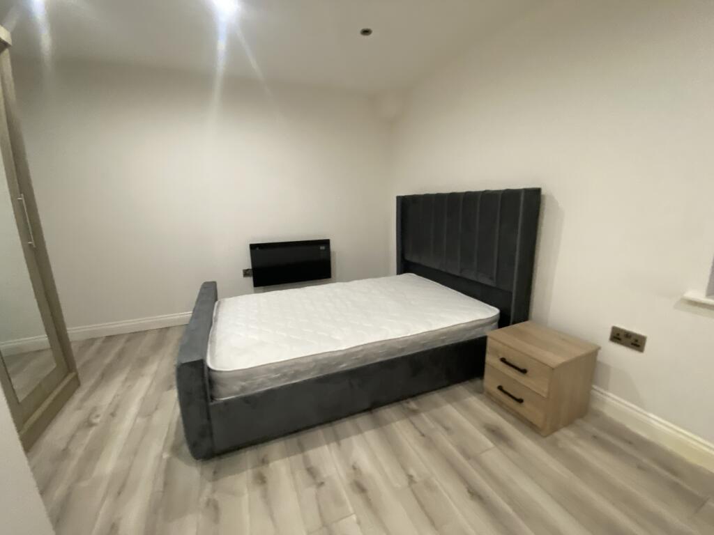 Apartment in St Helens - More