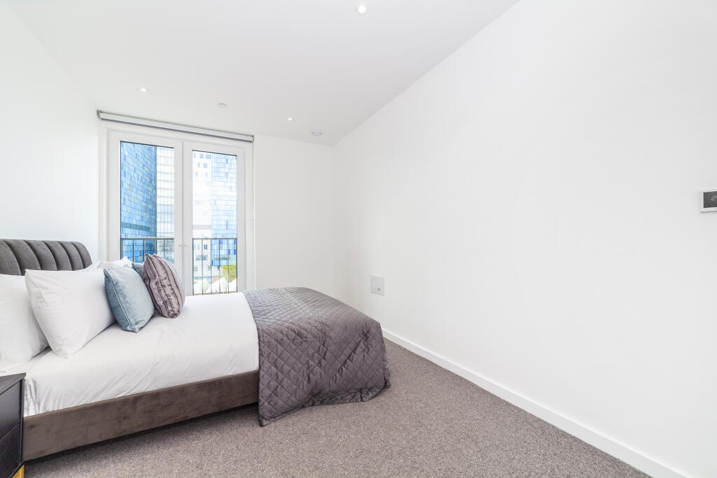 Apartment in London - More