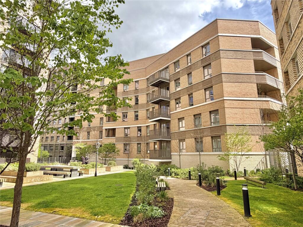 Main image of property: Azure, London, N8
