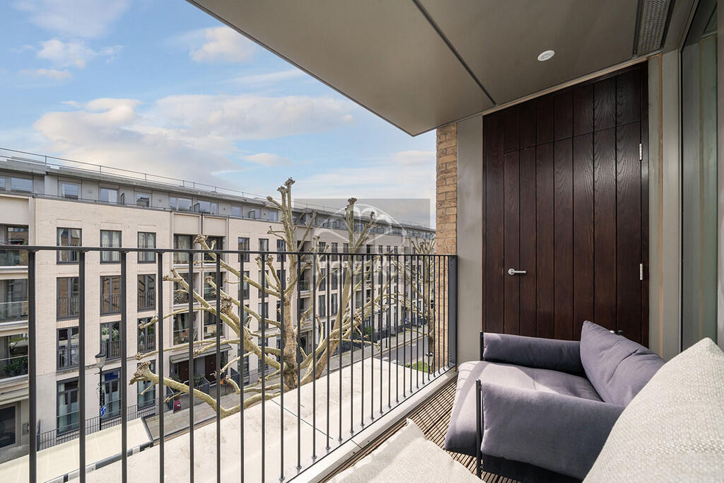 3 bedroom town house for rent
