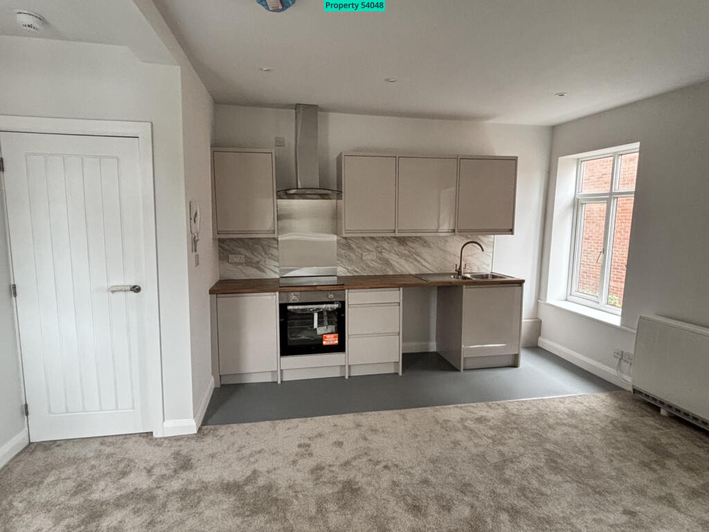 Apartment in Wigan, Standish - View 4