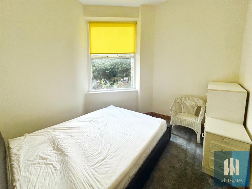 Apartment in Huddersfield - View 4