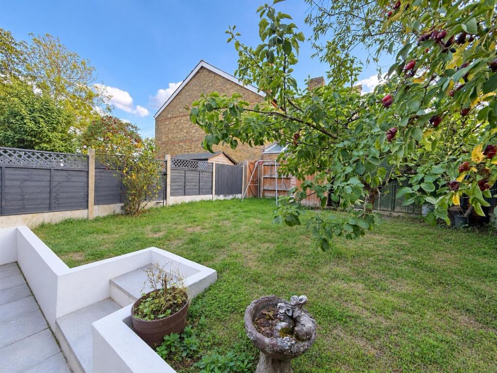 House in Chelmsford - View 4