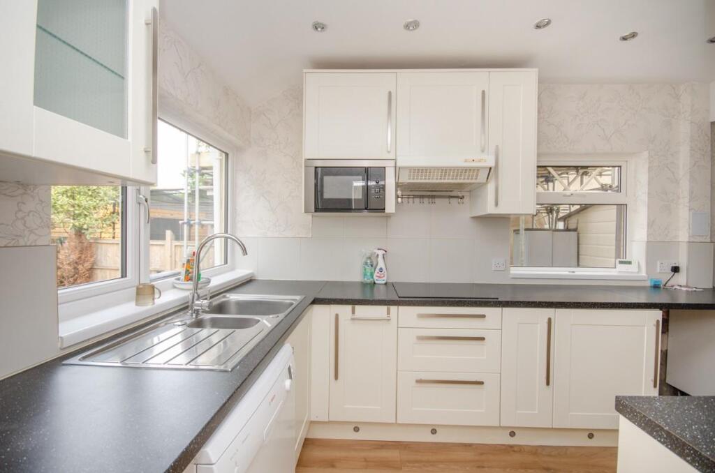 House in Bristol, Bromley Heath, Downend and Bromley Heath - More