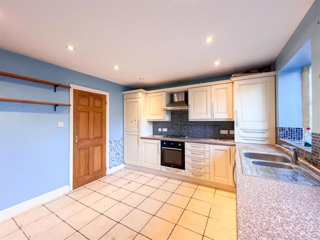 Prince Street, Leek, ST13 6DB - View 3
