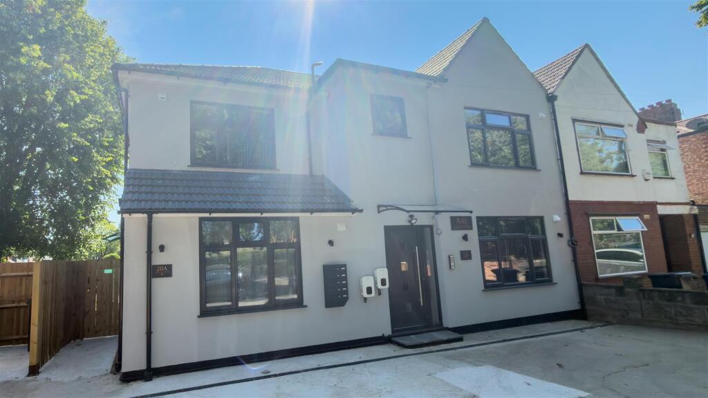 Main image of property: Green Drive, Southall