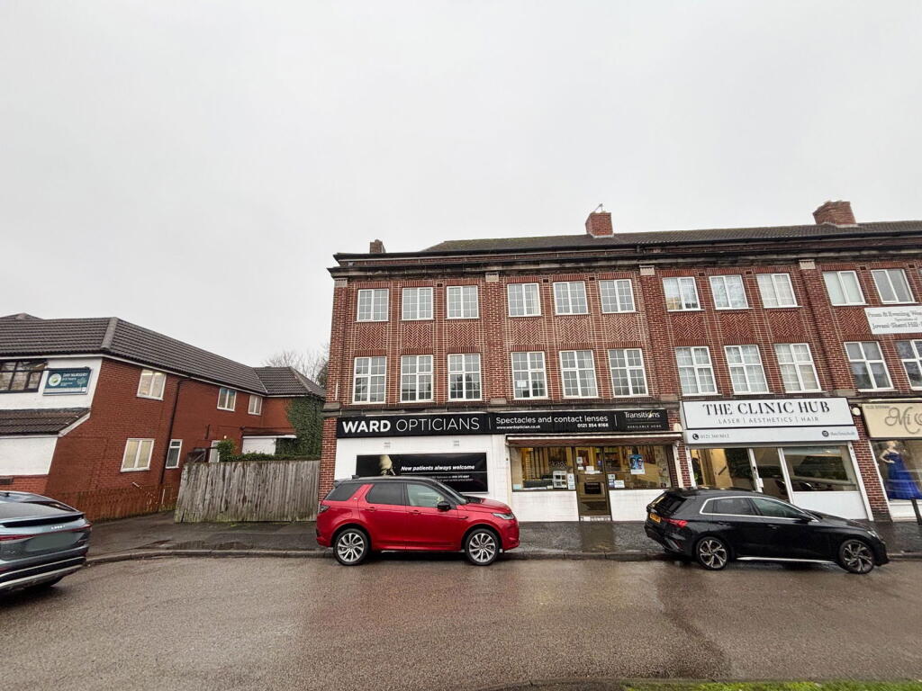 Main image of property: Flat 8, 85A Chester Road, Sutton Coldfield, B73 5BA