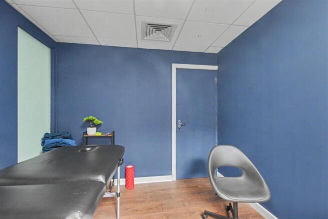 Room_2.jpeg