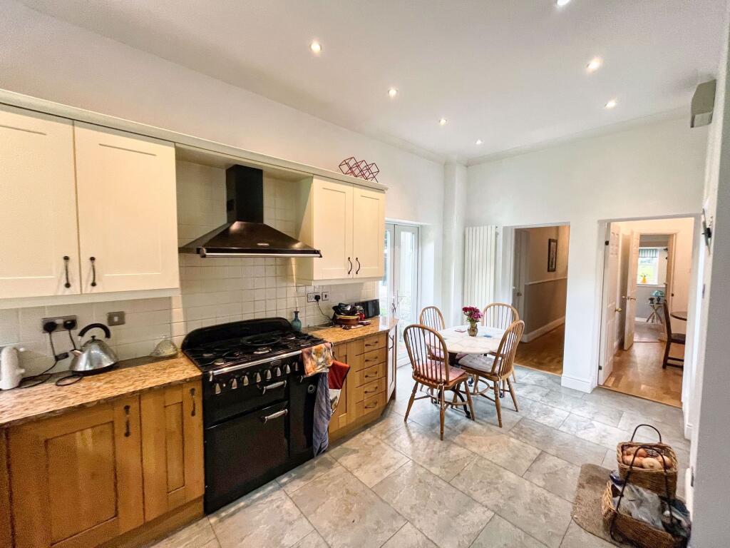 House in Bridgend - View 5