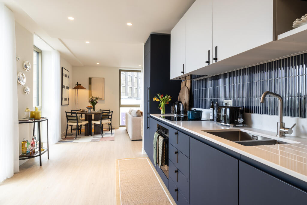 Main image of property: Ferry Island Related Argent, N17