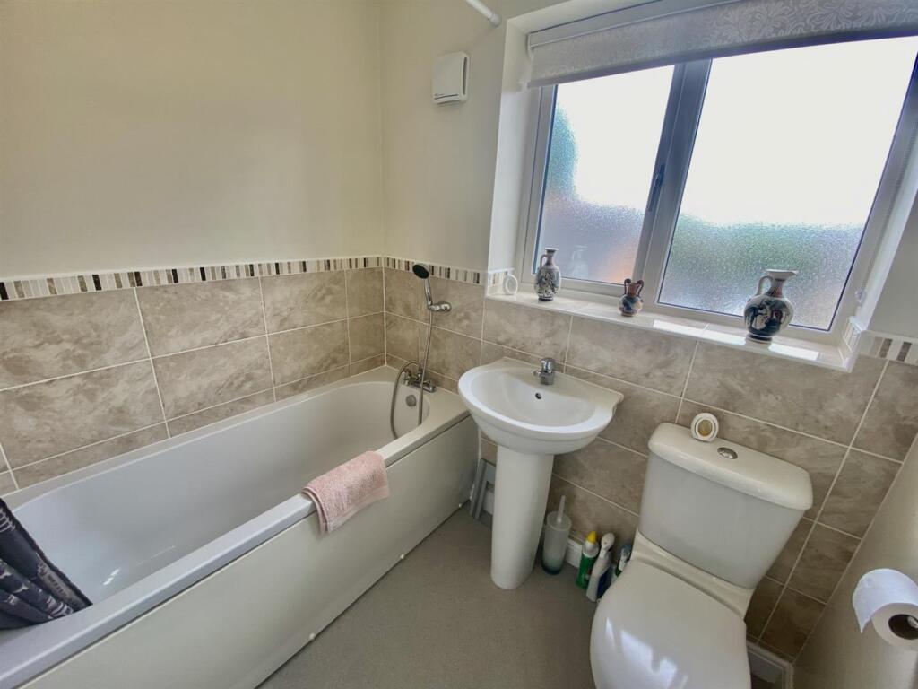 House in Saltney, Garden Village - View 4