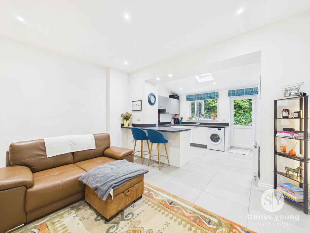 Victoria Terrace, Mellor Brook, BB2 photo 2