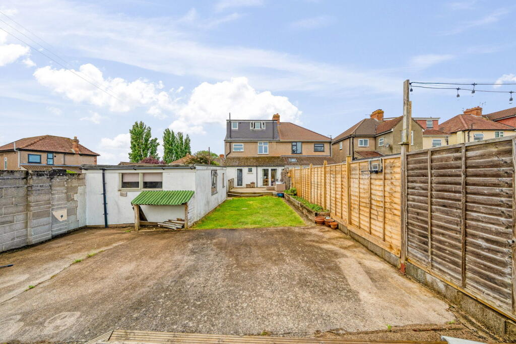 House in Weston-super-Mare, Milton - View 3
