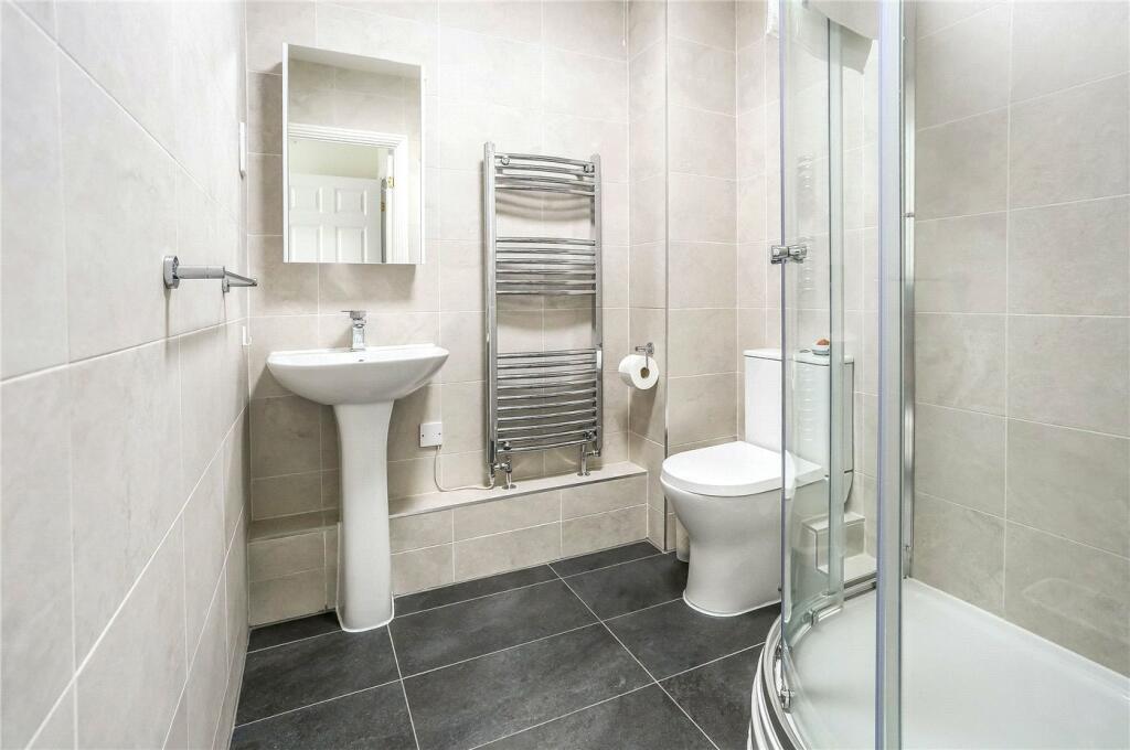 Apartment in Winchester, Sleepers' Hill - More