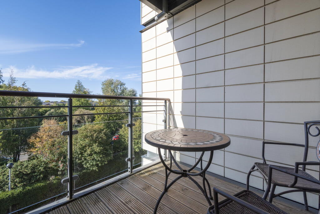 Apartment in Cambridge, The Willows, Chesterton - View 5