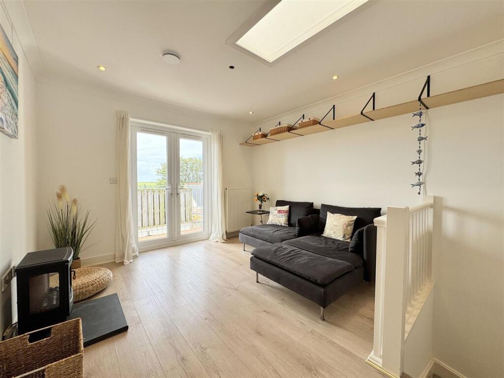 House in Truro - View 4