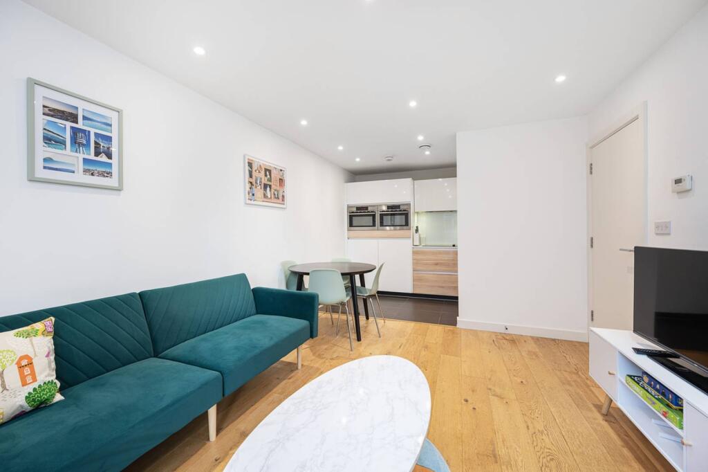 Main image of property: Wiltshire Row, Hoxton, London, N1