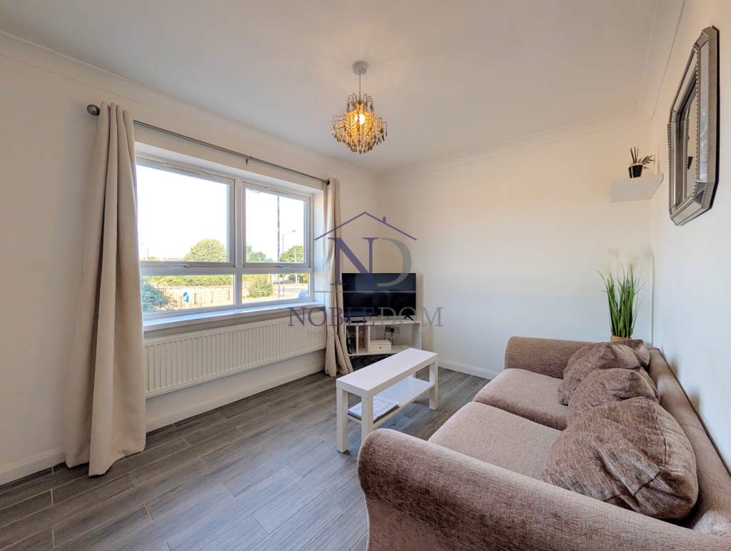 Apartment in Slough - View 3