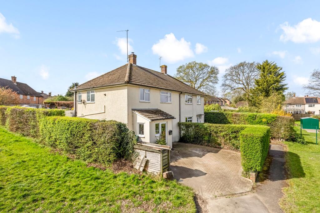 Main image of property: Bishops Oak Ride, Tonbridge, TN10