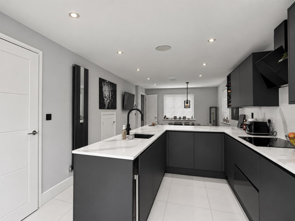 House in Stevenage - More