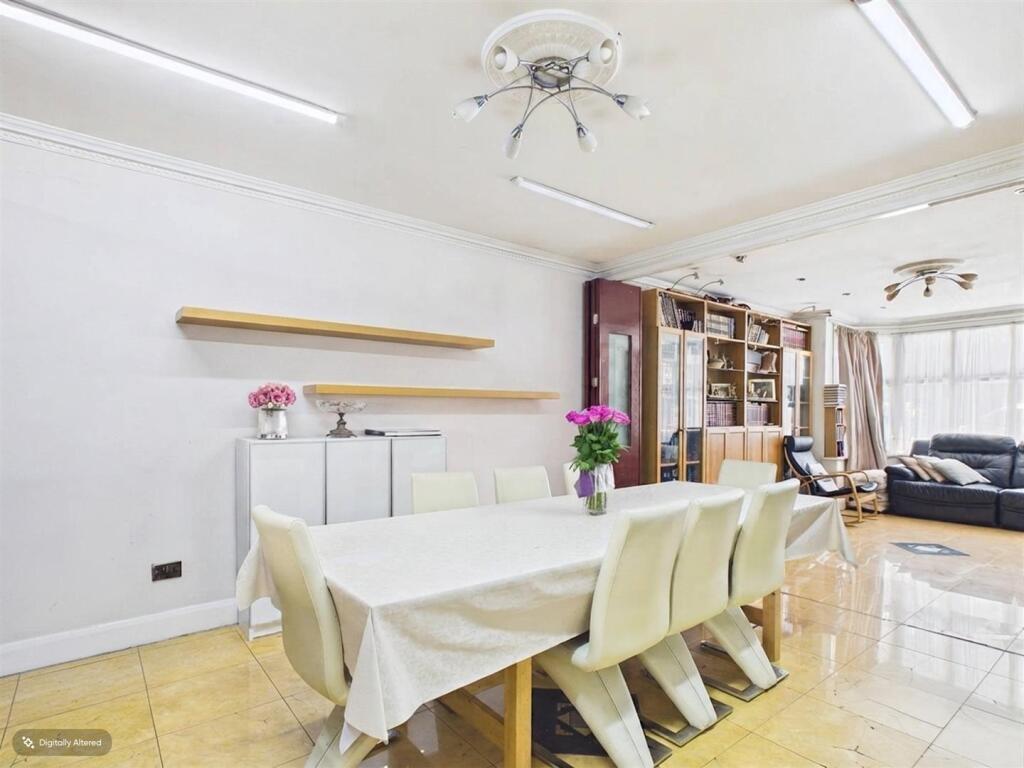 House in Harrow - View 3