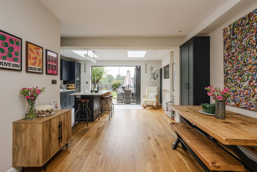 House in New Malden, West Barnes - View 3